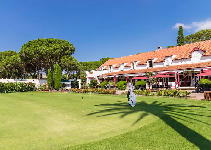 Hôtel accueillant les animaux: Golf Hôtel de Valescure&Spa Nuxe